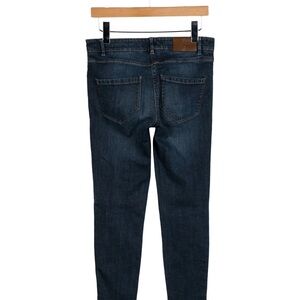 Brunello Cucinelli
Mid-Rise Skinny Leg Jeans
Size: M | US6, IT42